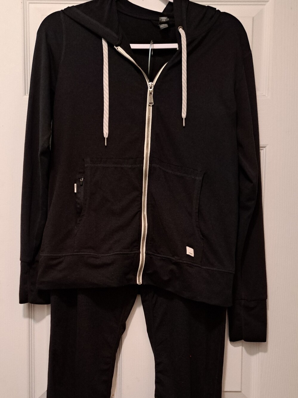 Vuori Black Zip-Up Hoodie Jacket And Joggers